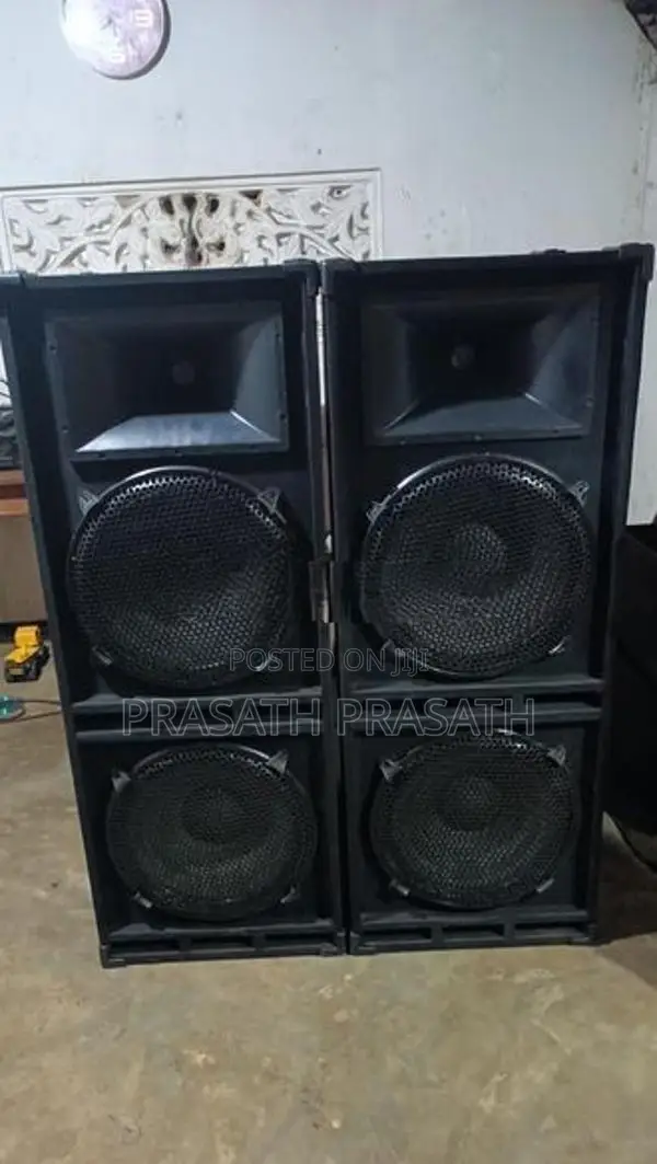 Powered RCF Speakers with Nrs Amplifier 3000watts