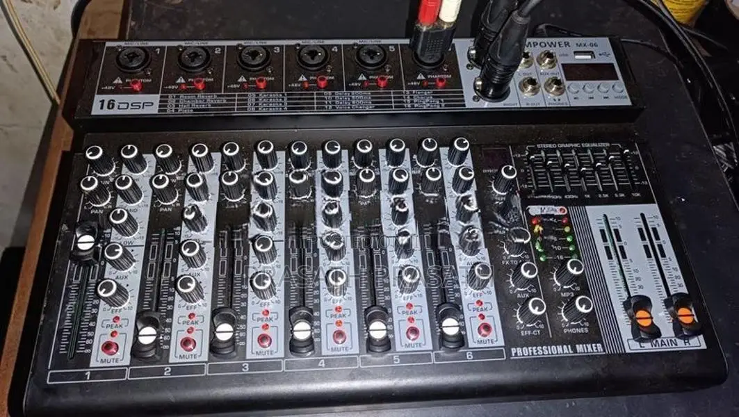 Powered RCF Speakers with Nrs Amplifier 3000watts