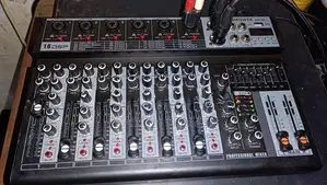 Powered RCF Speakers with Nrs Amplifier 3000watts