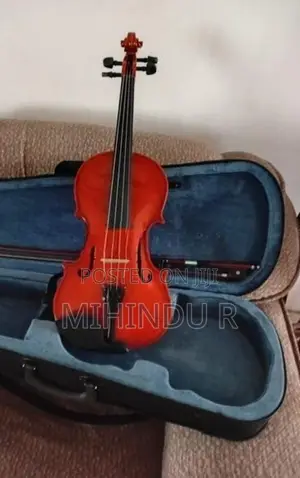 Lark 4/4 Violin