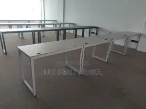 New 4x2 Size Computer Table (Ss33)l