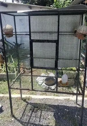 Large Budgerigar Breeding Cage / Aviary With Stand – Used