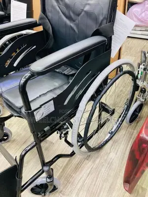 Powder Coated Commode Wheelchairs Black Edition With Safty Belt