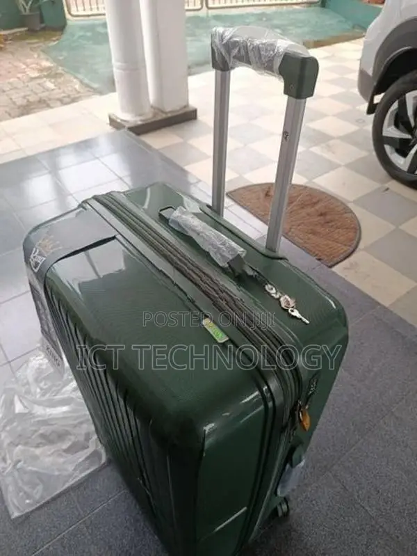 american_tourister Travel King 40KG PP Unbreakable Trolley Bag 4 Wheel