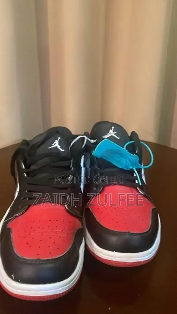 Nike Air Jordan Red