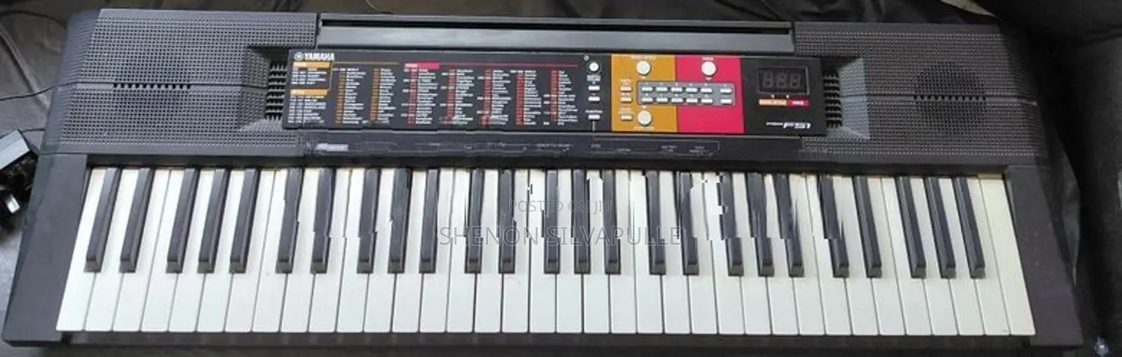 Yamaha PSRF51 Organ