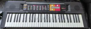 Yamaha PSRF51 Organ