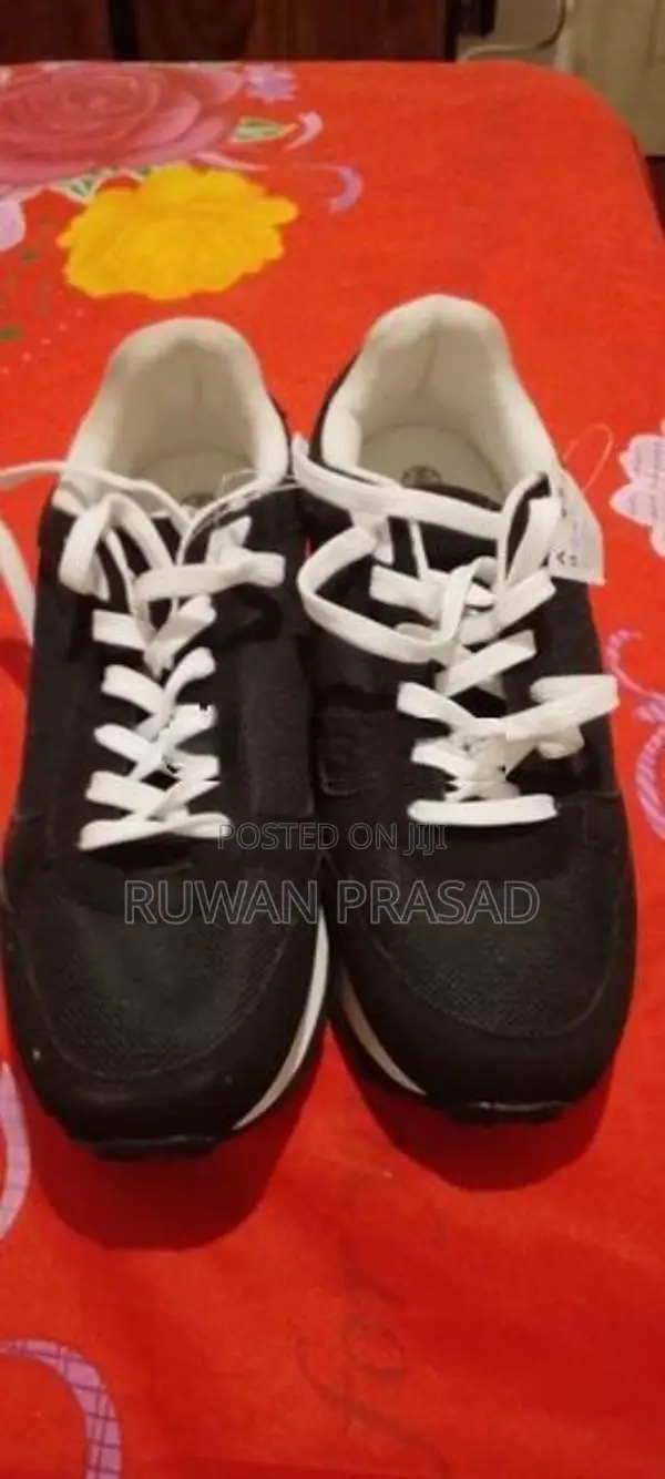 DREAM Men's Shoe