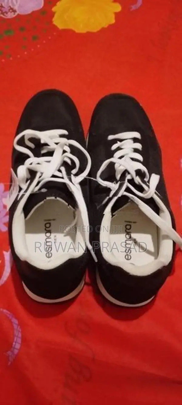 DREAM Men's Shoe