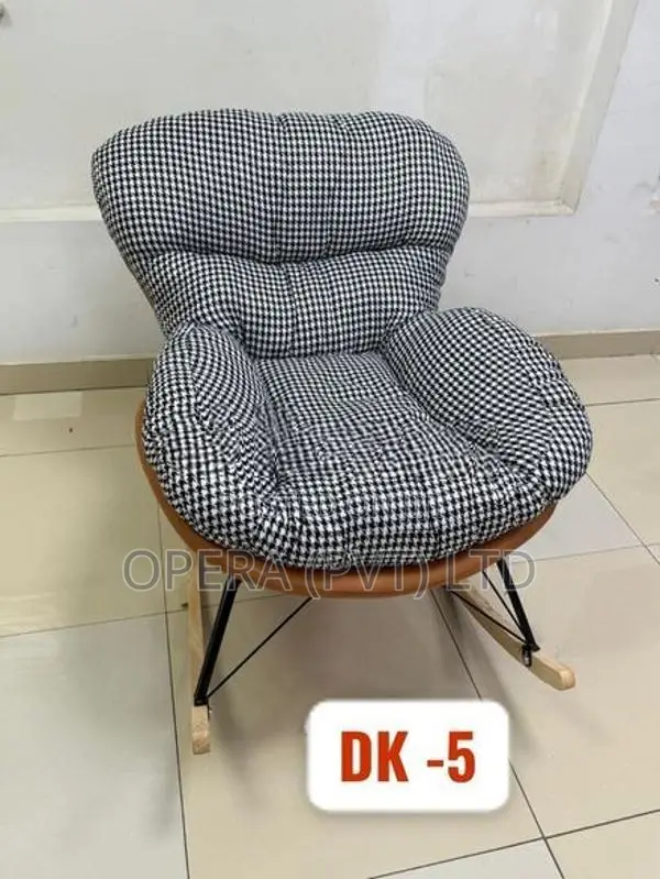 Brand New Rocking Chairs වැඩ ඉවර වෙලා ඇවිත් සැහැල්ලුවෙන් ඉන්න!