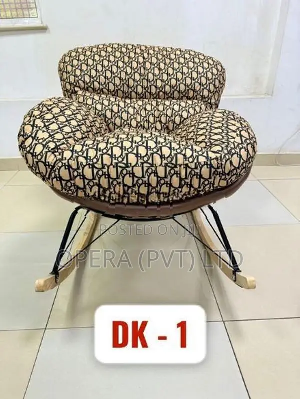 Brand New Rocking Chairs වැඩ ඉවර වෙලා ඇවිත් සැහැල්ලුවෙන් ඉන්න!