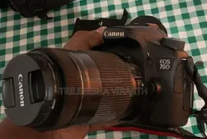 Canon EOS 70D