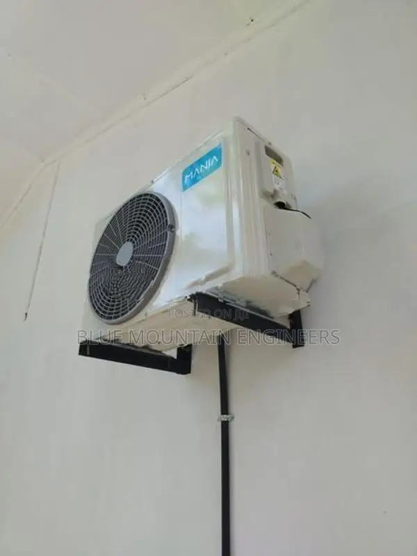 12000 BTU Air Conditioner Non Inverter Manja