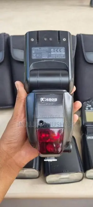 Canon 600EX-RT Flash Gun