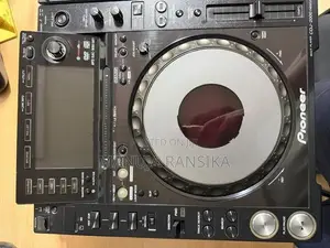 Pioneer CDJ-2000