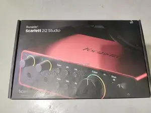 Focusrite Scarlett 2i2 Studio 4th Gen