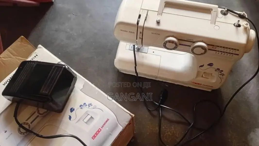 Usha Janome Zig-Zag Portable Sewing Machine