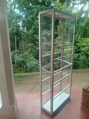 ඇලුමිනියම් ශෝකේස්
