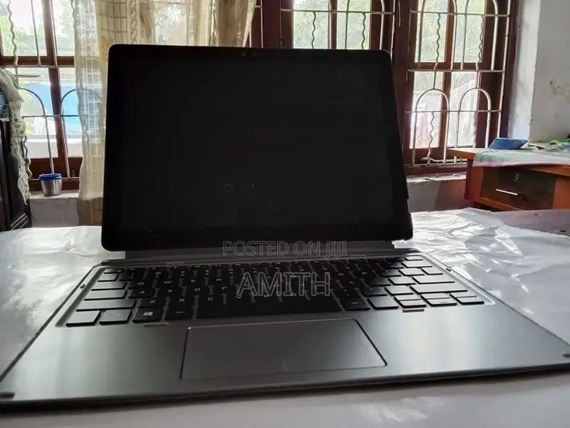 Dell Latitude 7210 2-In-1 Intel i5 Touch Screen