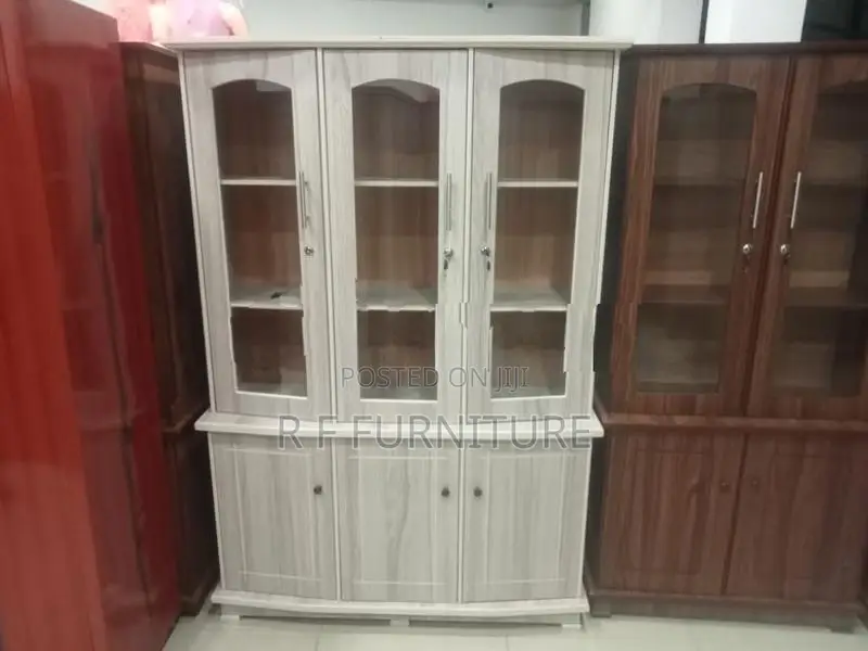 Melamine 3 Door Oc Cupboard