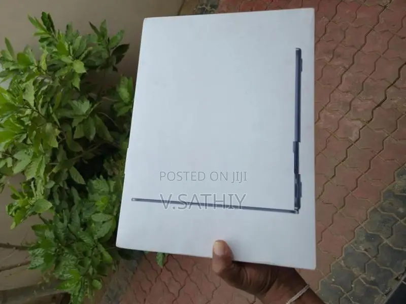 M4 MacBook