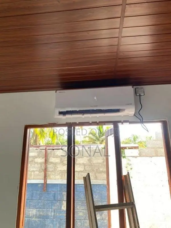 LLOYD 24000 BTU Inverter Air Conditioner Economical Series