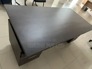Damro Executive Table