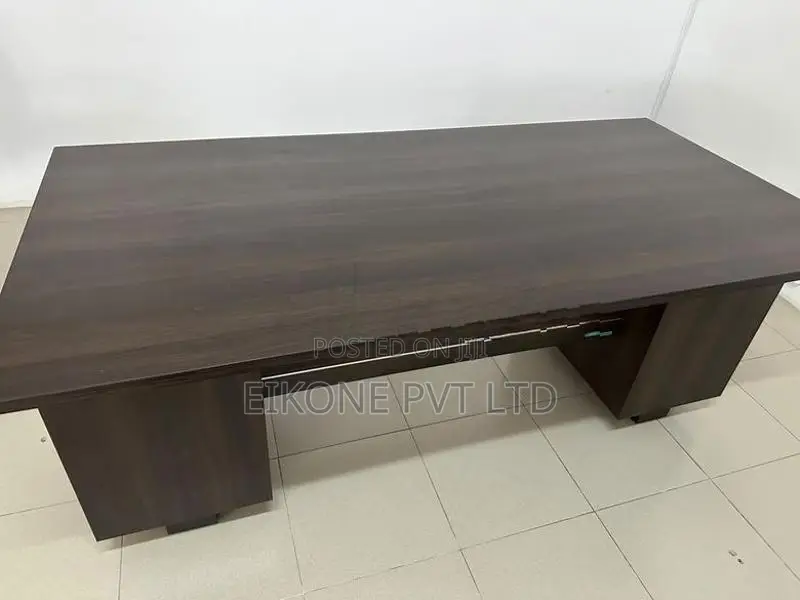 Damro Executive Table