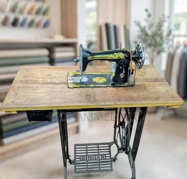 Singer Sewing Machine