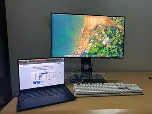 Dell UltraSharp U2717D 27" QHD IPS Frameless 2K Monitor