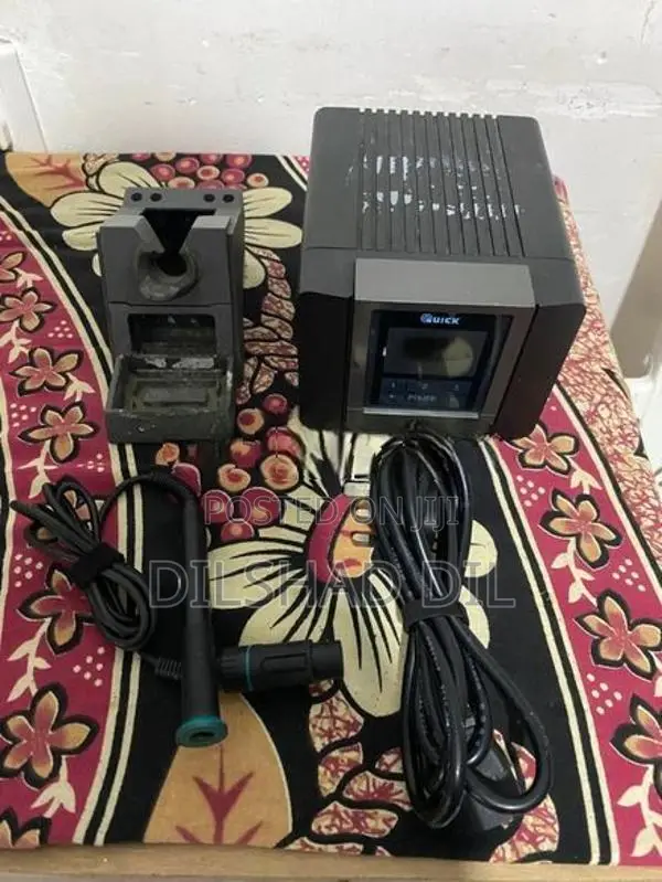Quick Soldering Station TS1200A