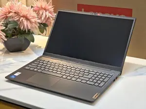 Lenovo V15 G5 IRL Core™ 3 14th Gen 15.6-inch Full HD 8GB