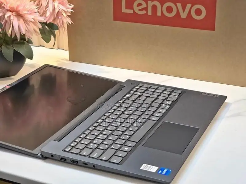 Lenovo V15 G5 IRL Core™ 3 14th Gen 15.6-inch Full HD 8GB