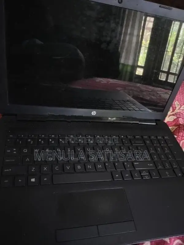 HP i3 7 GEN 4GB RAM 512GB Laptop For Parts / Repair.