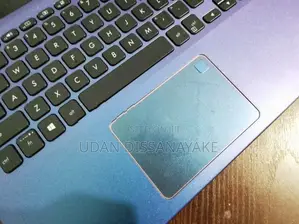 ASUS VivoBook 1128GB 8GB i3