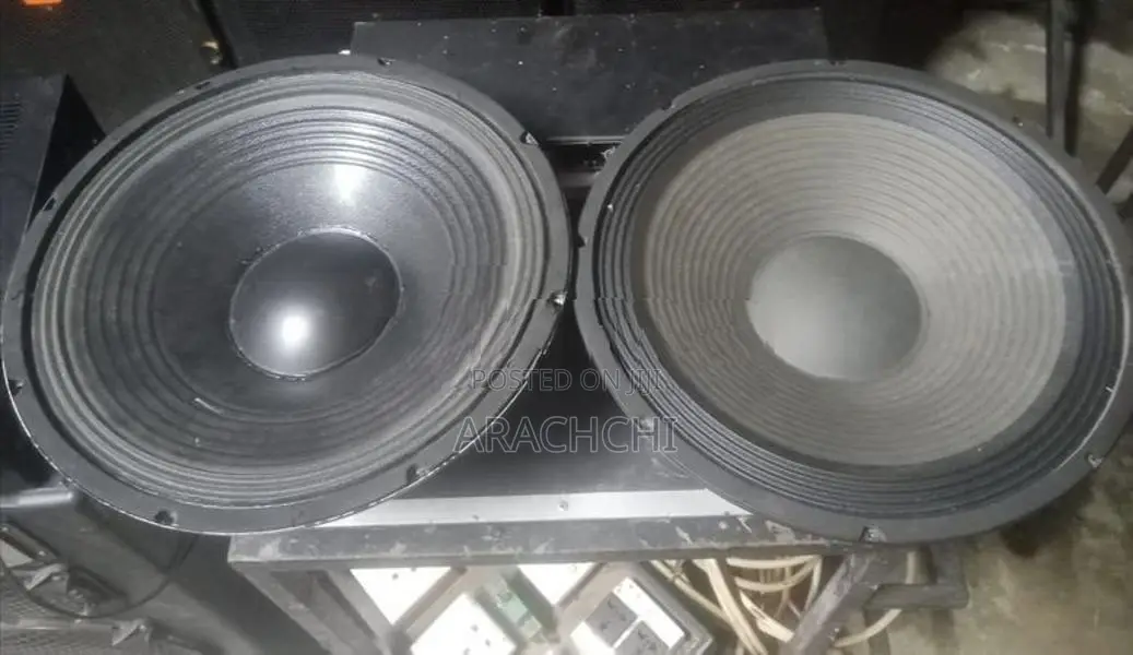 15 500W Speaker 2