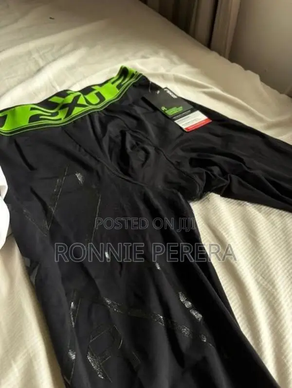 2XU Refresh Recovery Compression Tights