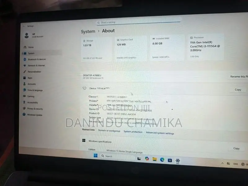 Hp 250 G8 i3 11th Gen / 8GB RAM 1TB + 128 SSD