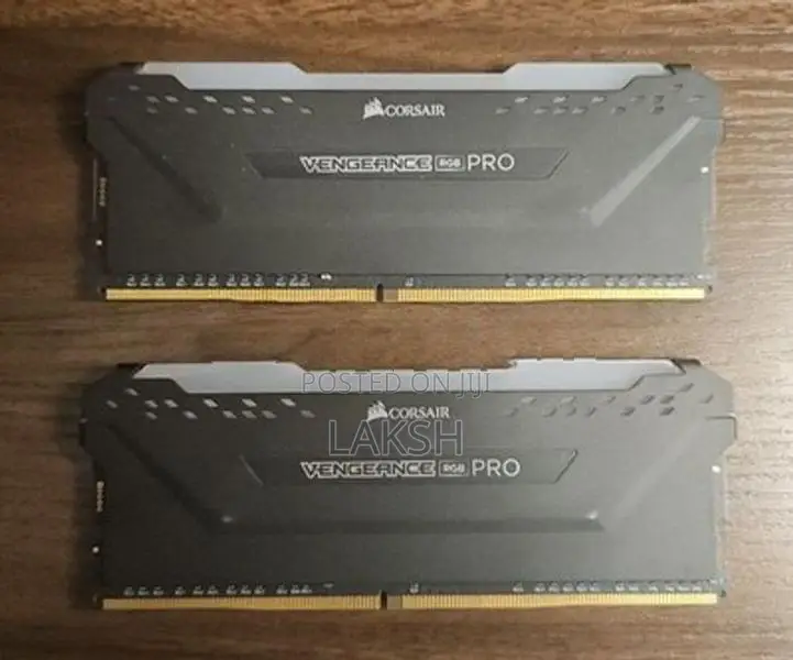 (32GB) Corsair Vengeance RGB Pro DDR4 3200mhz