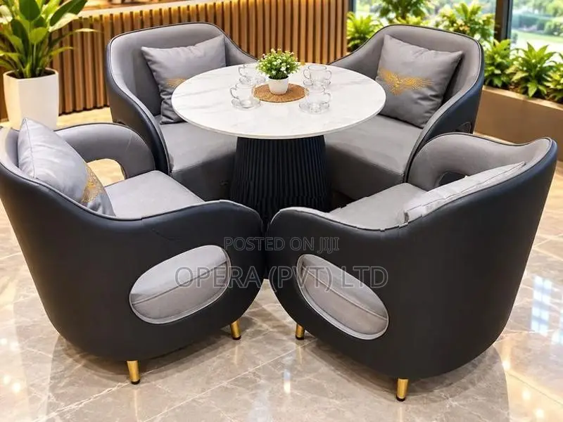 Table with 4 Chairs