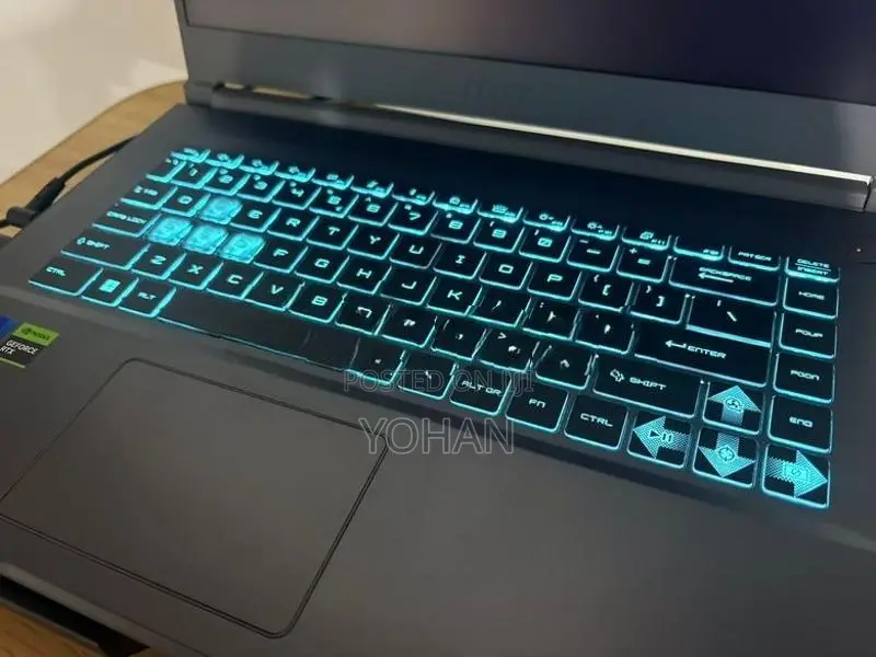 MSI Thin 15 B12UCX Gaming Laptop