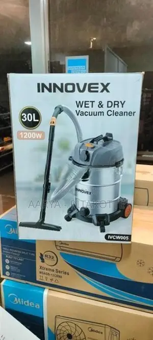 INNOVEX Vacuum Cleaner 30L Capacity