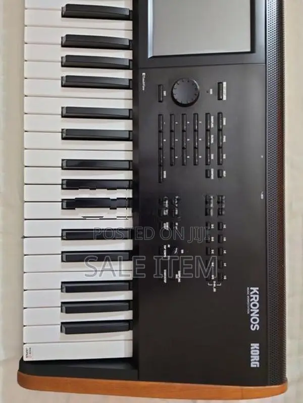 Korg Kronos 2 61 Keys Music Workstation Keyboard