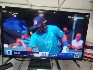 Panasonic 32 LED Tv