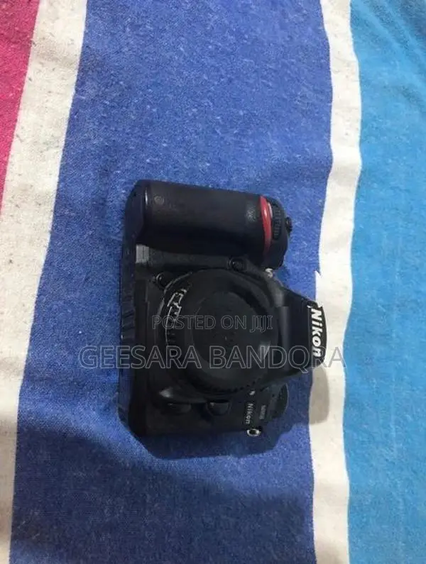 Nikon D7200 for Parts