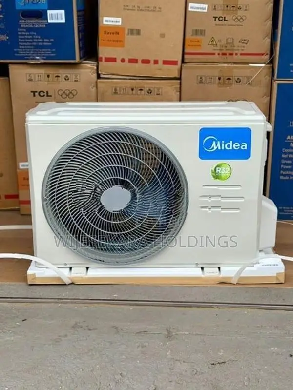 Midea 12000 BTU Non-Inverter Air Conditioner