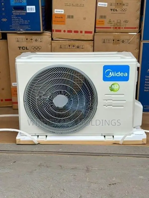 Midea 12000 BTU Non-Inverter Air Conditioner
