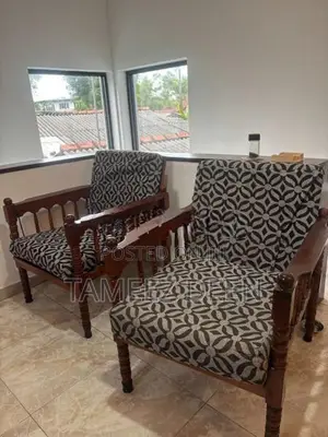 Wooden Sofa Set with Cushions – 5 Seater