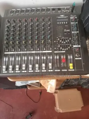 Powered Audio Mixer with Speaker