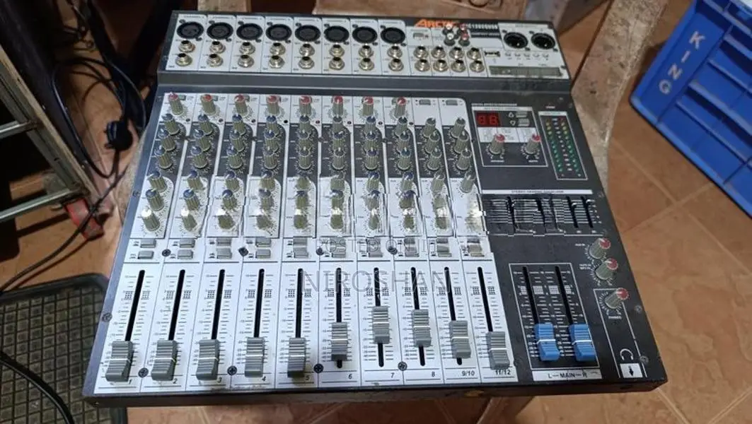 12 Channel Mixer